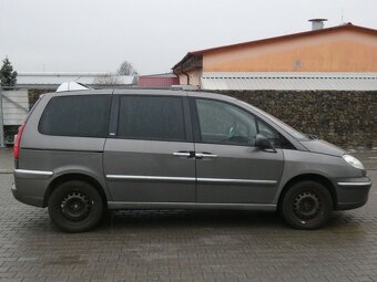 Peugeot 807 2.2 HDI xenony - 6