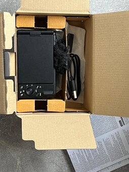 Sony zv1-f - 6