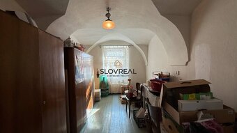 SLOVREAL - Na predaj 1 izbový byt Kremnica - CENTRUM - 6