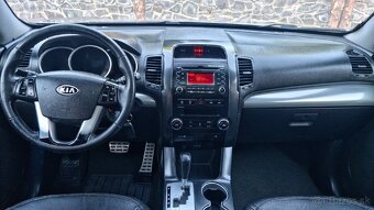 KIA SORENTO 2.2 CRDi 4WD AUTOMAT - NOVÁ STK/EK - SUPER STAV - 6