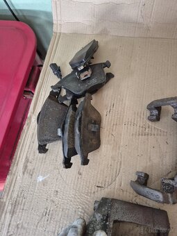 Brzdy audi - 6