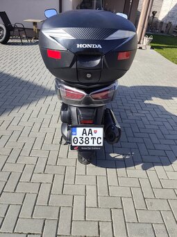 Predám Honda Forza 300 - 6