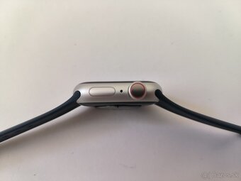 apple watch 9 41mm Starlight Cellular - 6