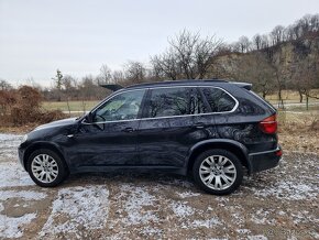 BMW X5 E70 M-paket 3.0 2013 180kw - výměna Piaggio Vespa GTS - 6