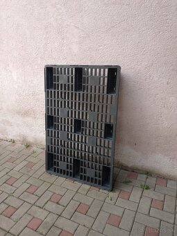 Plastové palety DOVOZ ZDARMA - 6