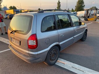 Opel Zafira 2,2 DTi 16V - 6