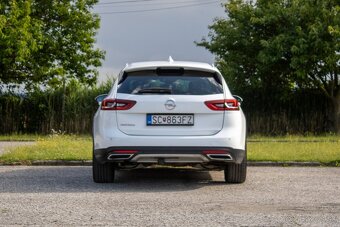 Opel Insignia country tourer 4X4 /aj na splátky/ - 6
