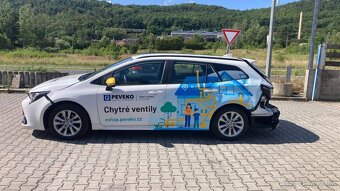 Toyota Corolla 1.8 Hybrid - 6