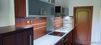 Rezervovaný:Predáme 2 izb. byt na Chrenovej II.v Nitre. - 6