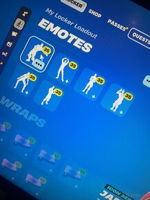 Ps4 slim ucet fortnite aj rocket league k tomu jeden ovladač - 6