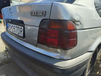 BMW E36 compact 1.8 - 6