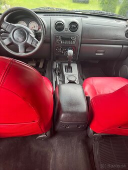Predam Jeep cherokee KJ 2.5 - 6