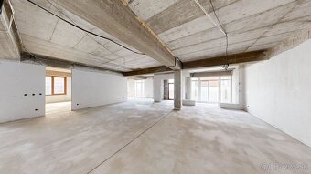 Exkluzívny holobyt v centre Trnavy – tvarujte si svoj luxus - 6