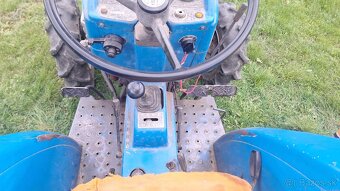Malotraktor ISEKI - 6