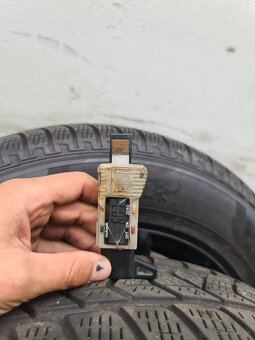 ZIMNA SADA 5X112 R17 DEZENT + PNEU 215/65 R17 - 6