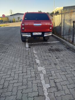Toyota hilux 2.8 a/t koža  dph - 6