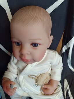 Realistická bábika chlapček Samko - 6