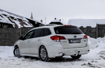 Subaru Legacy 2.0 - 6