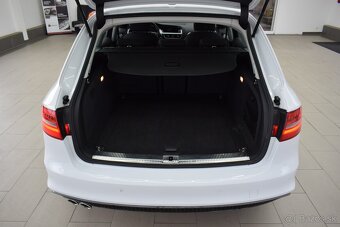 Audi A4 2,0 TDi, 140KW,QUATTRO,S-LINE - 6