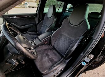 Skoda Superb Combi Sportline 2.0 TDI - 6