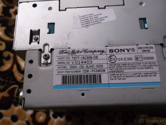 AUTORÁDIO SONY /originál Ford Focus/ S CD. - 6