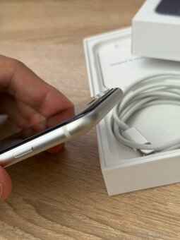 Iphone SE 2022 - 6