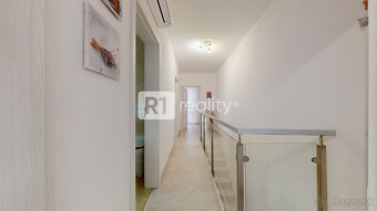 „Váš domov medzi prírodou a eleganciou" /Pekné 4 izbové býv - 6