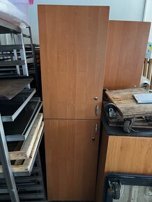 Regale antikorové na kolieskach + gastro zariadenie - 6