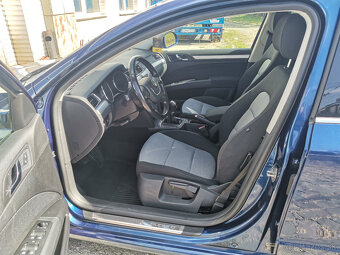 Škoda Superb COMBI 2.0 TDI CR 125KW 4x4 - 6