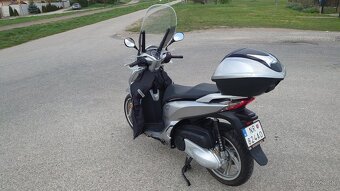 Honda SH300A, r.v. 2017, naj. 7900km - 6