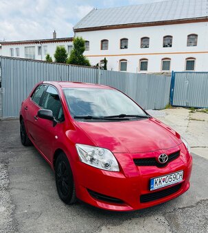 Toyota Auris 1.33 Dual VVT-i 100k M6 (benzín) - 6