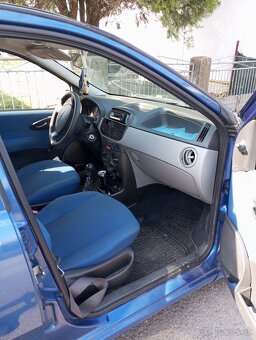 Predám Fiat Punto 2 - 6