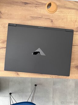 Predám herný notebook HP Victus 15 (i5-12500H / RTX 3050 / 1 - 6