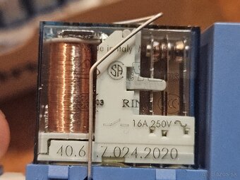 Relé SSR, EMR, finder - 6