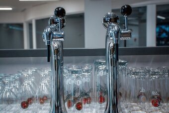 V zabehnutom fitness ponúkame do prenájmu kaviareň. - 6