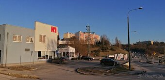 PRENÁJOM: kancelária, služby 38 m2, Sásová od 1.2.2026 - 6