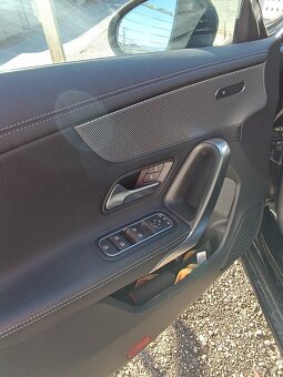 Mercedes Benz CLA schoting brake 200 D 4x4 - - 6