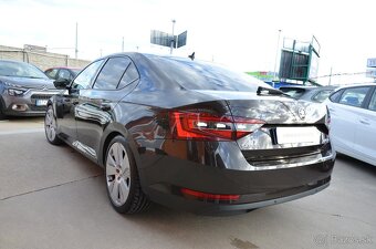Škoda Superb 2,0 TDi Style 110LW M6 - 6