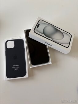 Apple iPhone 15, čierny, 128 GB - 6