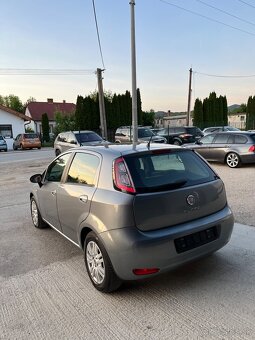 Fiat Punto 1.3 JTD 70kW r.v 2013, 189048km Bez korozie - 6