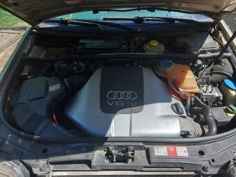 Audi A6 2.5 V6 - 6