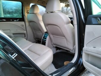 Skoda superb 2 r.v 2010 2l 125 kw 6stup. Dsg - 6