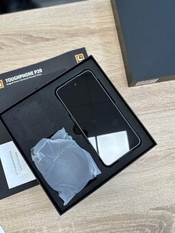 JCB Tohughphone p20 - 6