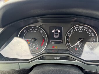 Škoda Superb III 2.0 TDI 140 kW - 6