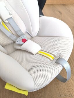 Autosedačka/vajíčko Cybex Cloud G i-Size + Cybex Base G - 6