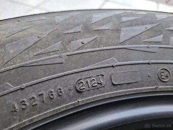 Nokian 265/60R18 - 6