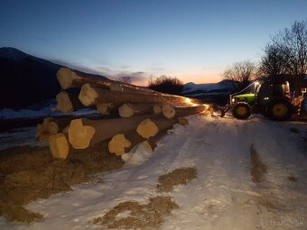 John Deere 5820 - 6