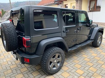 Jeep Wrangler JK 2,8 CRD Mountain - 6