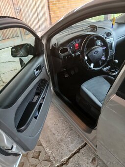 Ford Focus 1.6Tdci r.v 2008 - 6