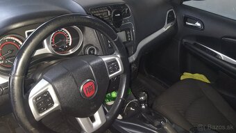 Fiat Freemont 2.0 MJT 125kW – 7 miest, trojzónová klíma, vyh - 6